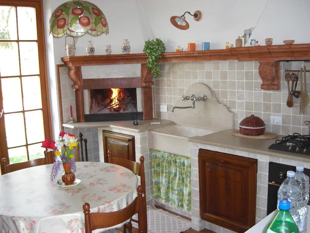 Villa Rocca Marciaga بيت للعطل